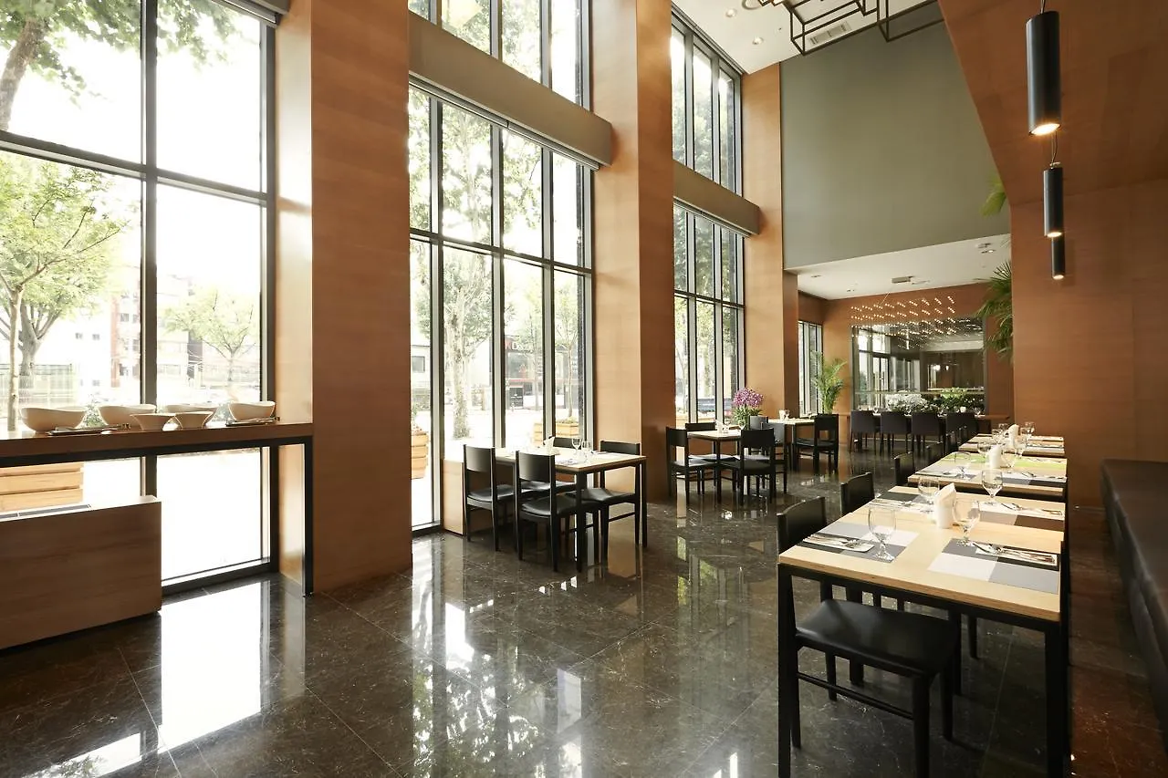 Mayplace Hotel Seoul 4*,  South Korea